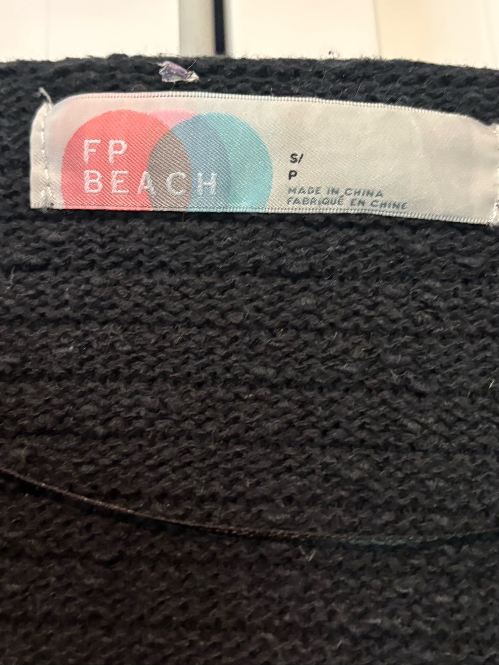 Sweater - Picture 4 of 4